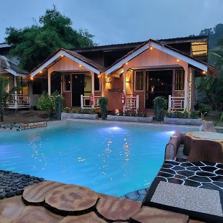 Tamara Guest House Kampong Juara Экстерьер фото