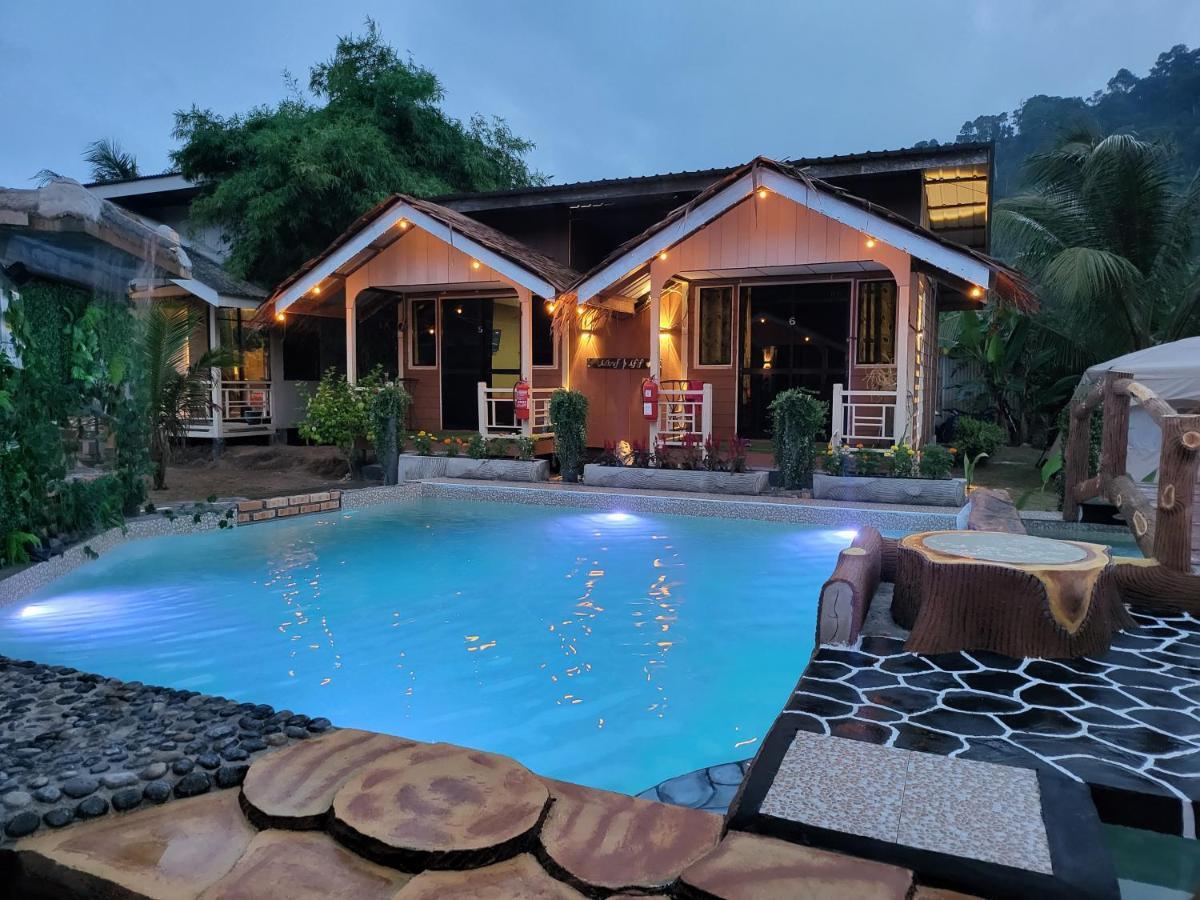 Tamara Guest House Kampong Juara Экстерьер фото